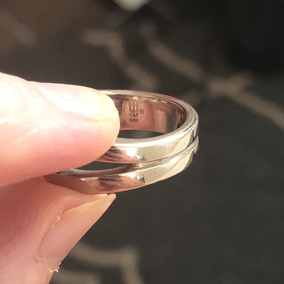 White & yellow gold James Avery ring - Picture 4 of 4